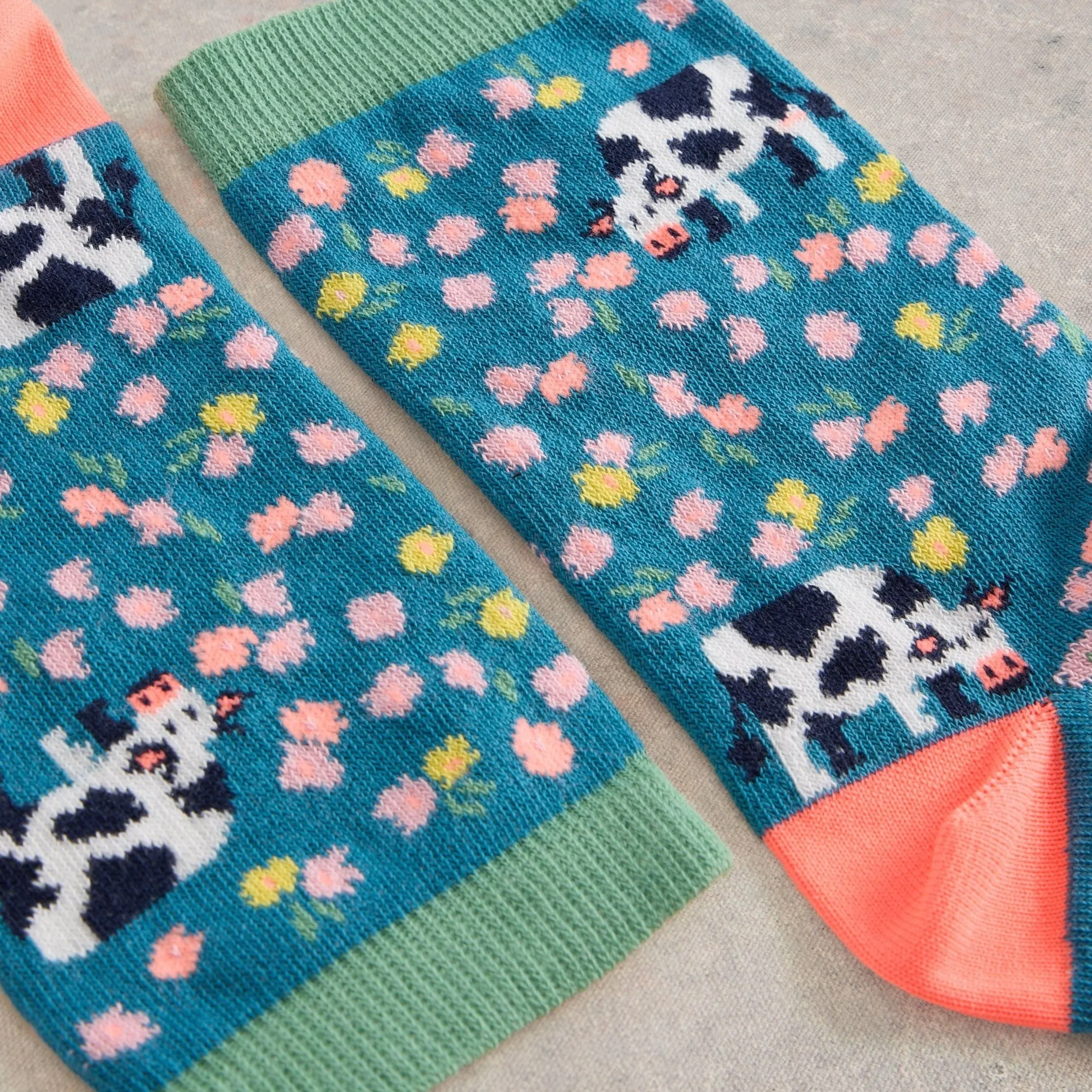 Cow Floral Ankle Socks - Teal Multi