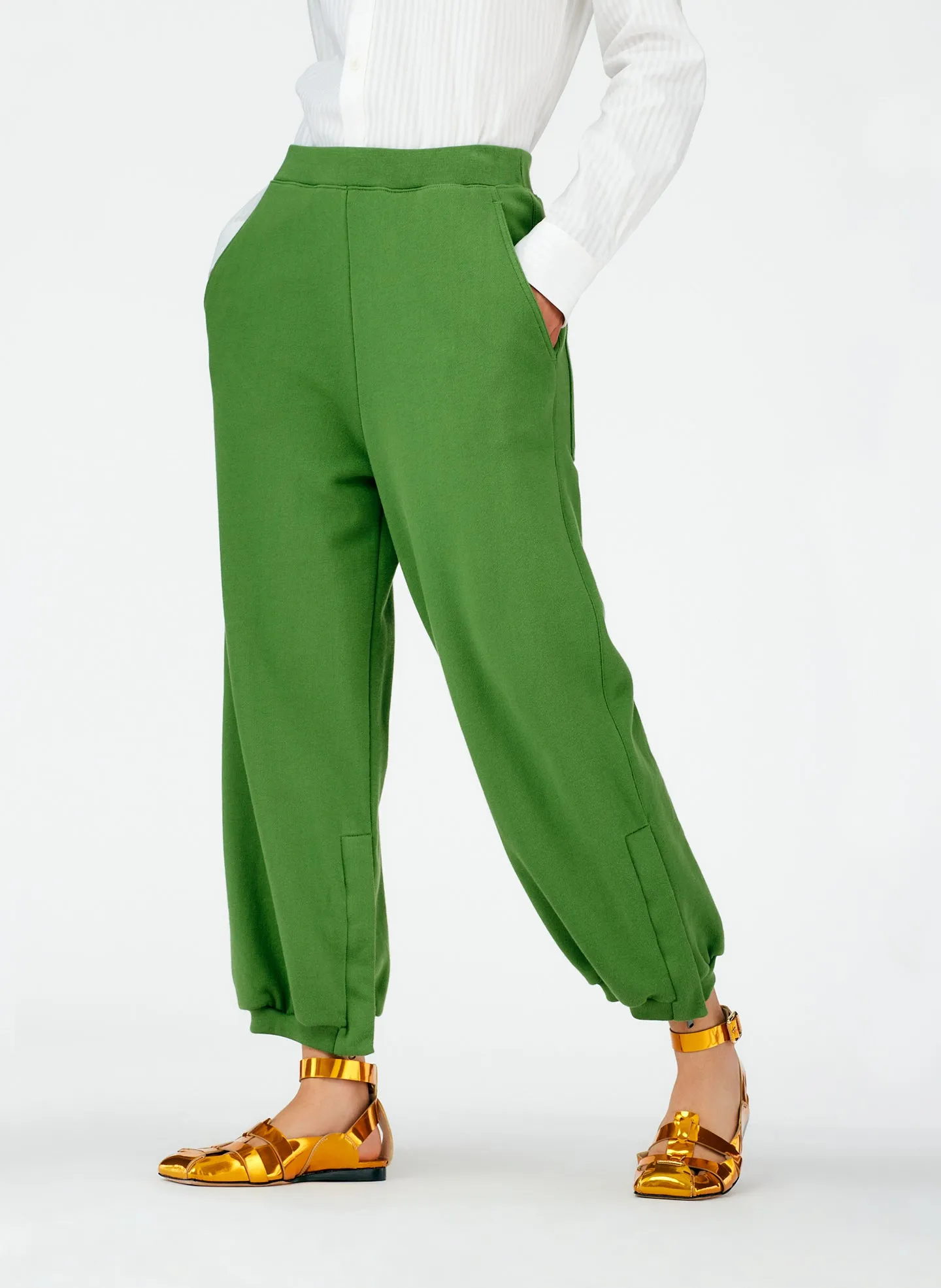 Cropped Sweatpant with Zipper