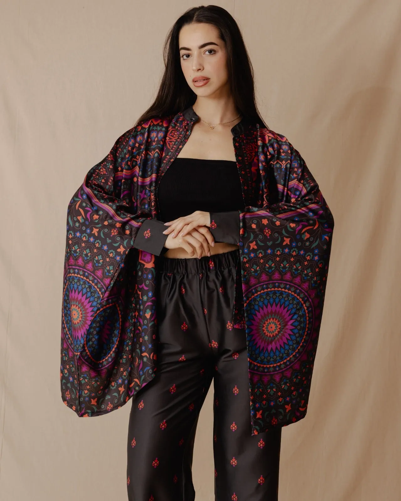 Oriental Cape Set Black