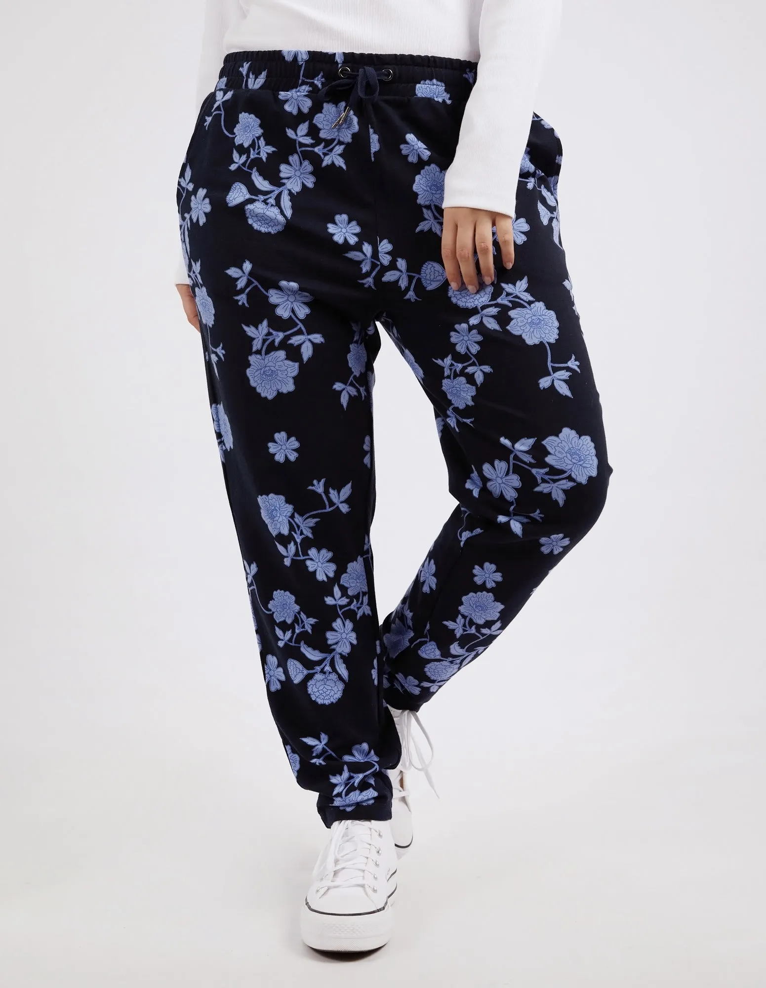 Wallpaper Lounge Pant Navy Floral